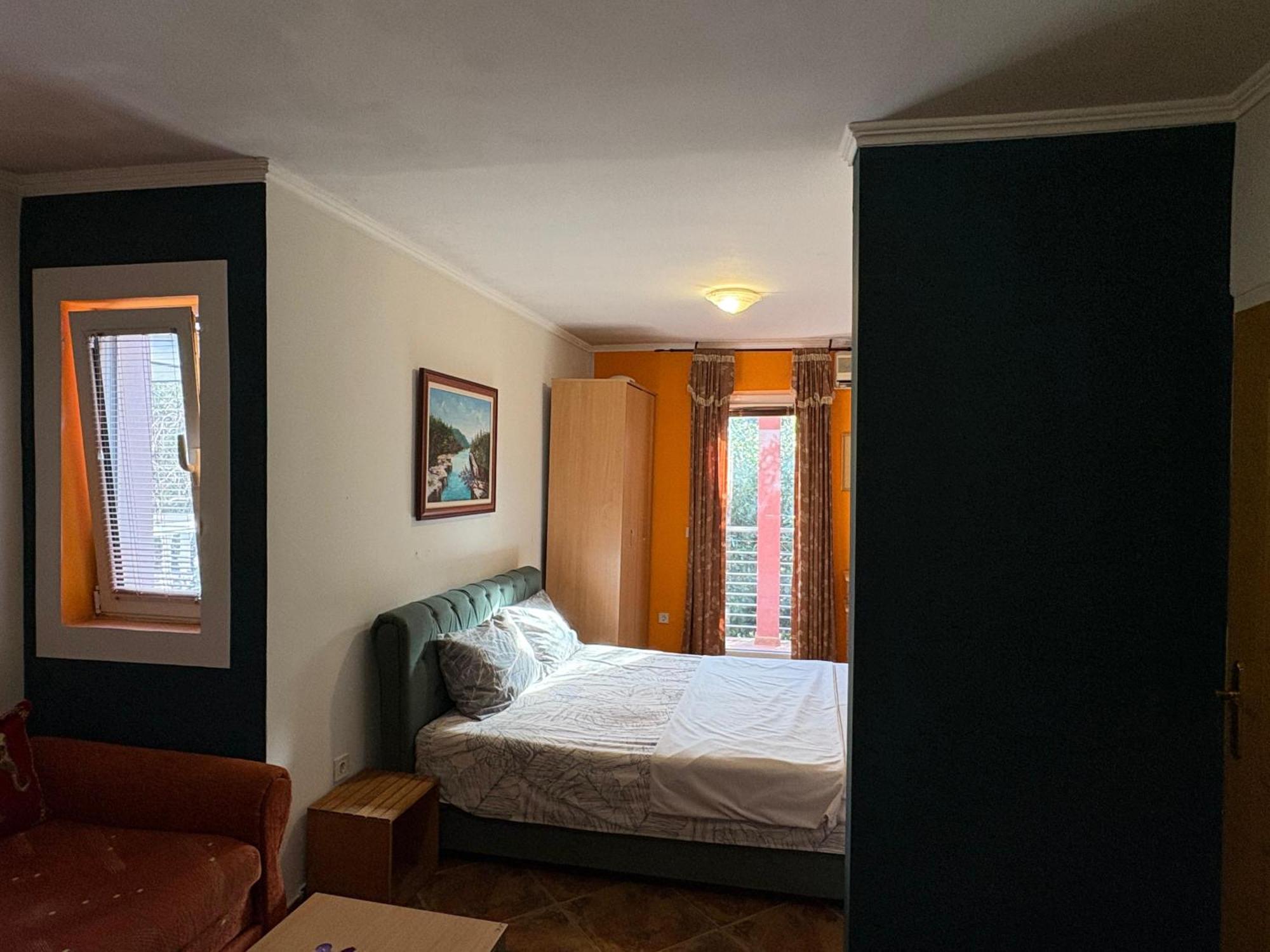 Markovic Aparthotel - Budva Becici Hotel Buitenkant foto