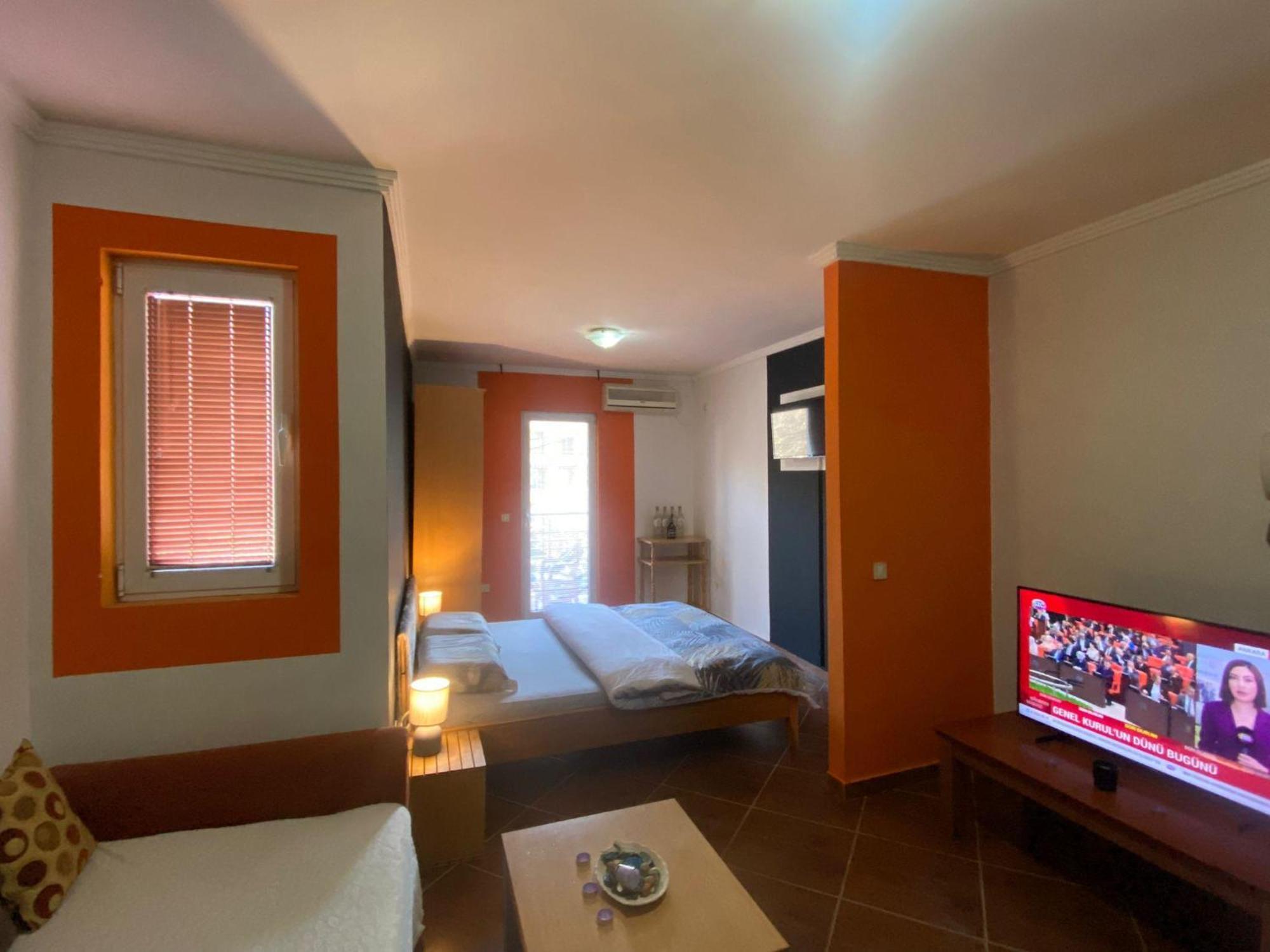 Markovic Aparthotel - Budva Becici Hotel Buitenkant foto